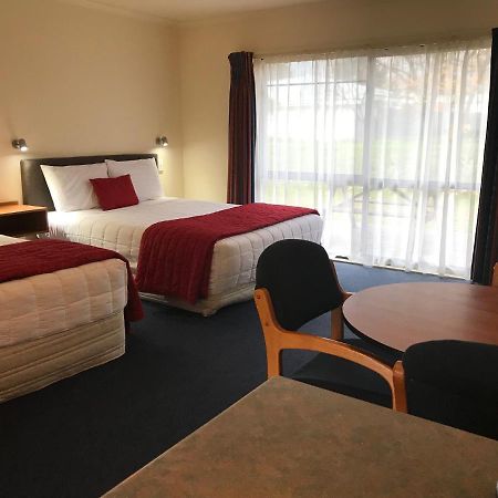The Peaks Motor Inn Охакуне Экстерьер фото
